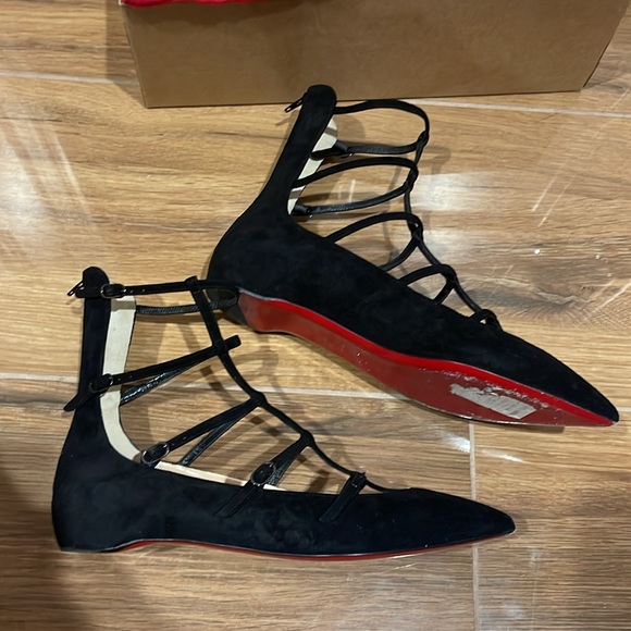 Louboutin velour strap flat shoes size 37 or 7 - Picture 3 of 10